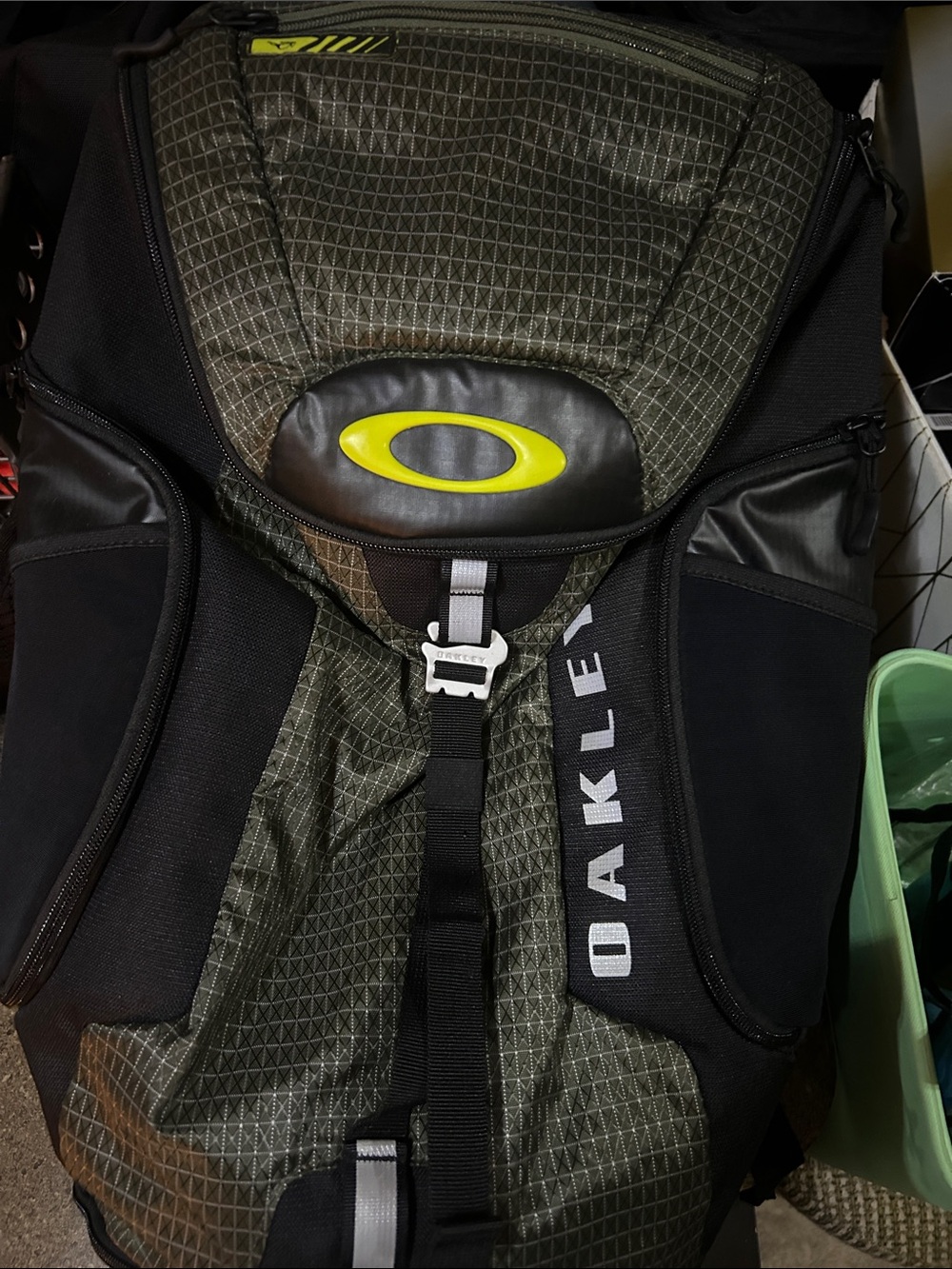 Oakley Men's Black & Olive Green Backpack - Water Resistant Durable Bag